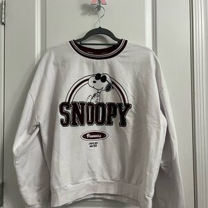 Peanuts White and Maroon Sweatshirt